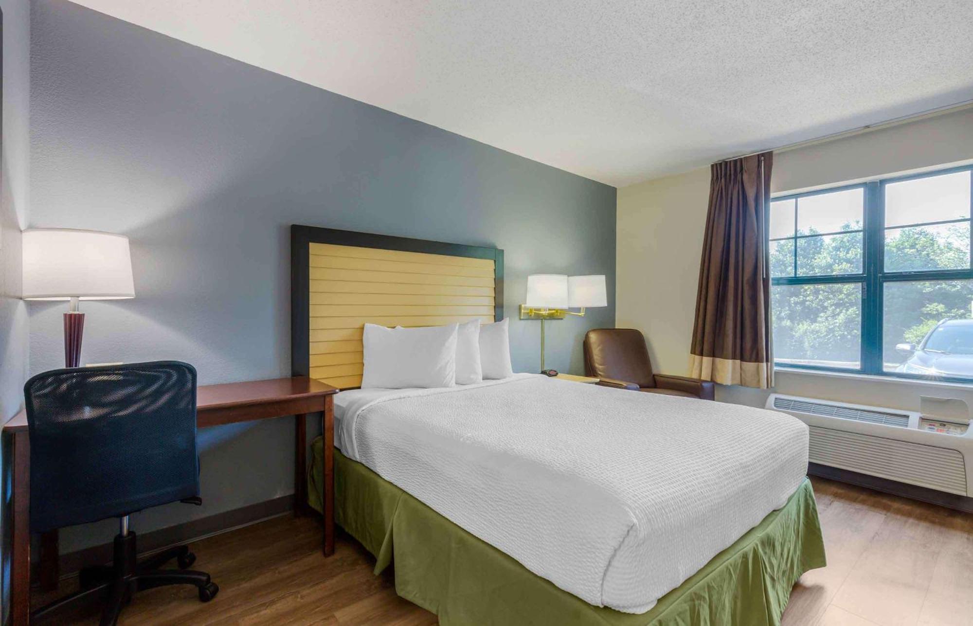 Extended Stay America Suites - Washington Dc Germantown Milestone Bagian luar foto