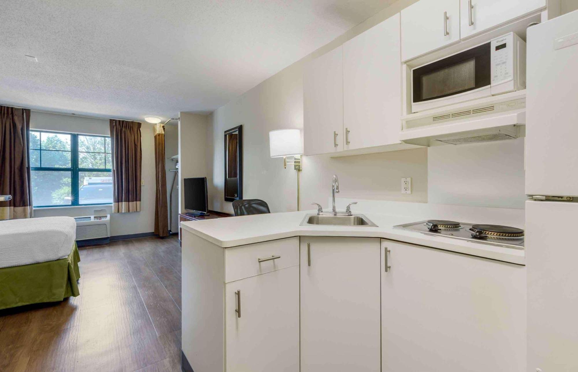 Extended Stay America Suites - Washington Dc Germantown Milestone Bagian luar foto