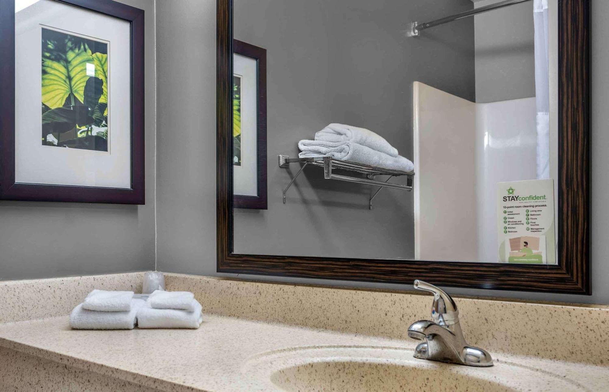 Extended Stay America Suites - Washington Dc Germantown Milestone Bagian luar foto