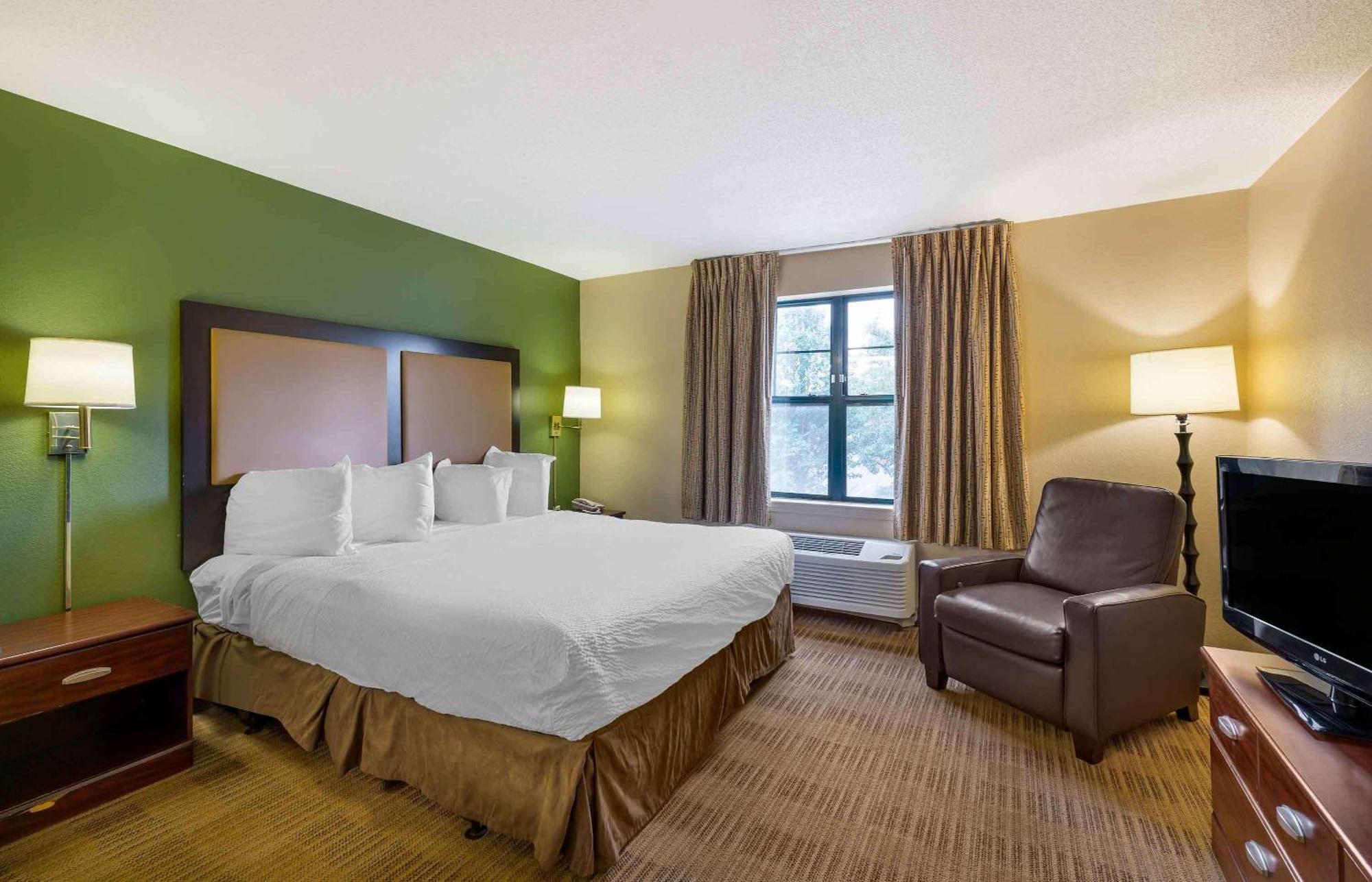 Extended Stay America Suites - Washington Dc Germantown Milestone Bagian luar foto