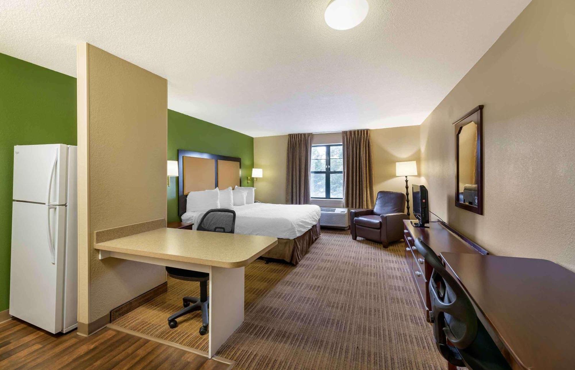 Extended Stay America Suites - Washington Dc Germantown Milestone Bagian luar foto
