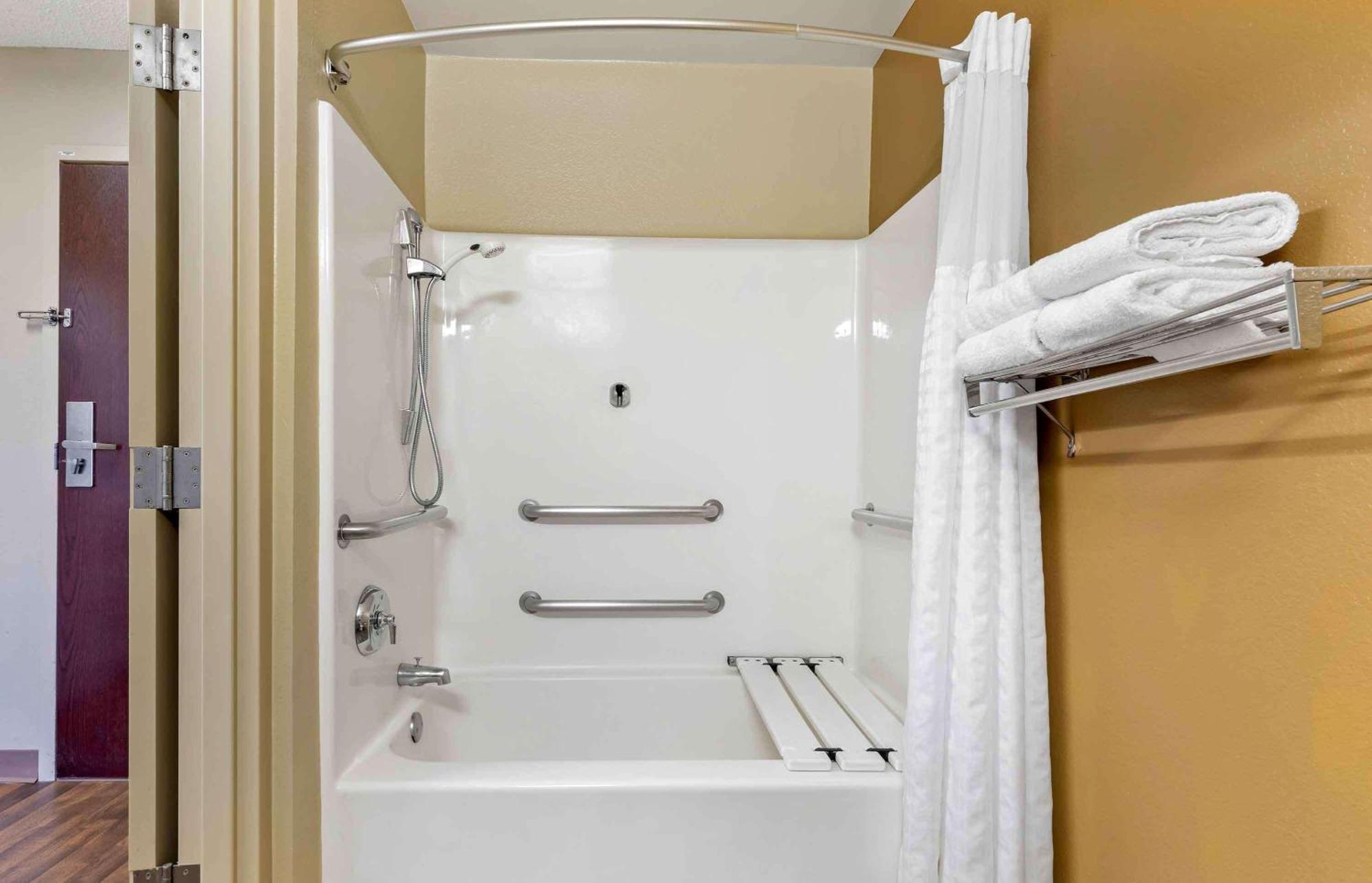 Extended Stay America Suites - Washington Dc Germantown Milestone Bagian luar foto