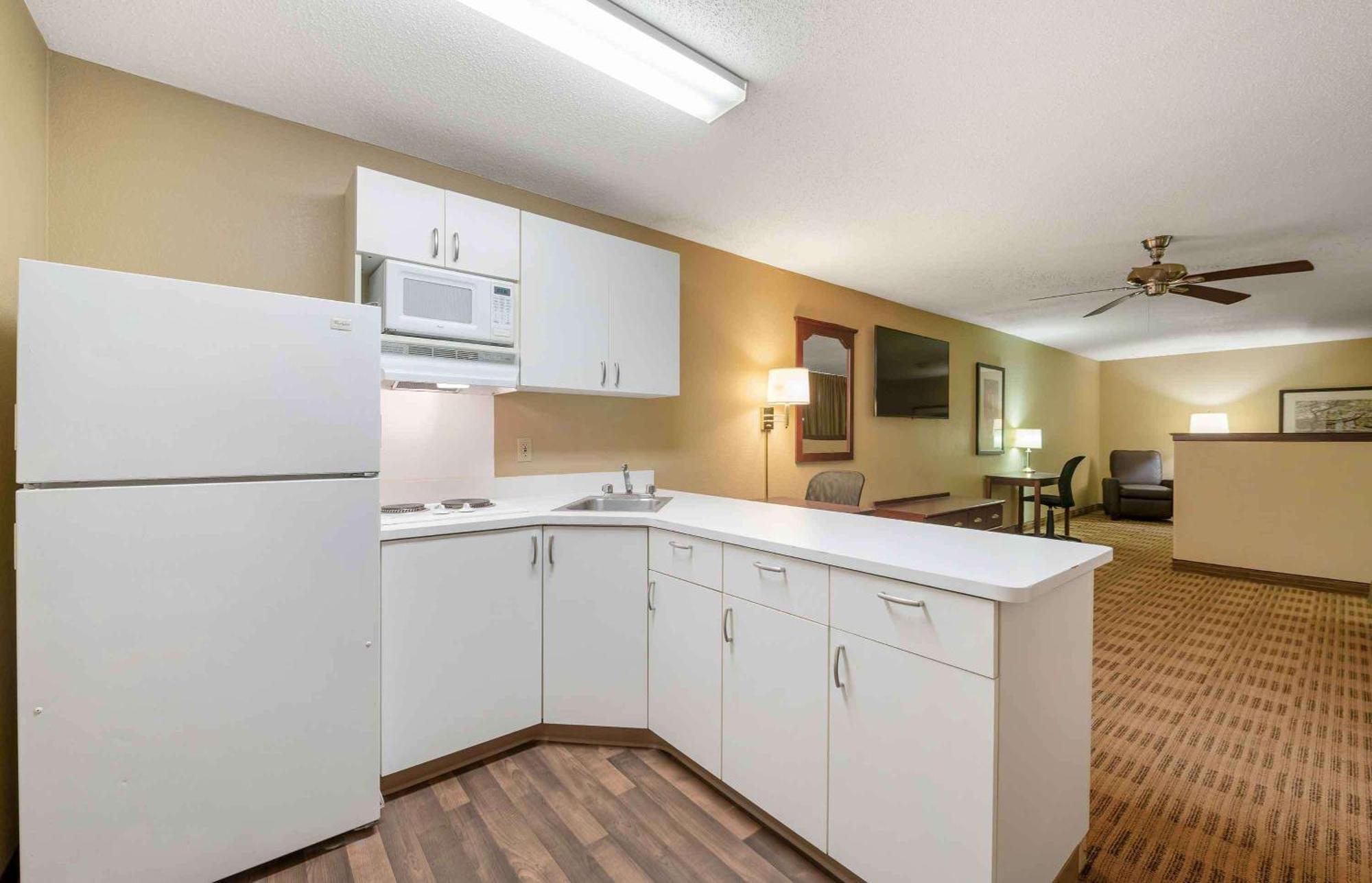 Extended Stay America Suites - Washington Dc Germantown Milestone Bagian luar foto