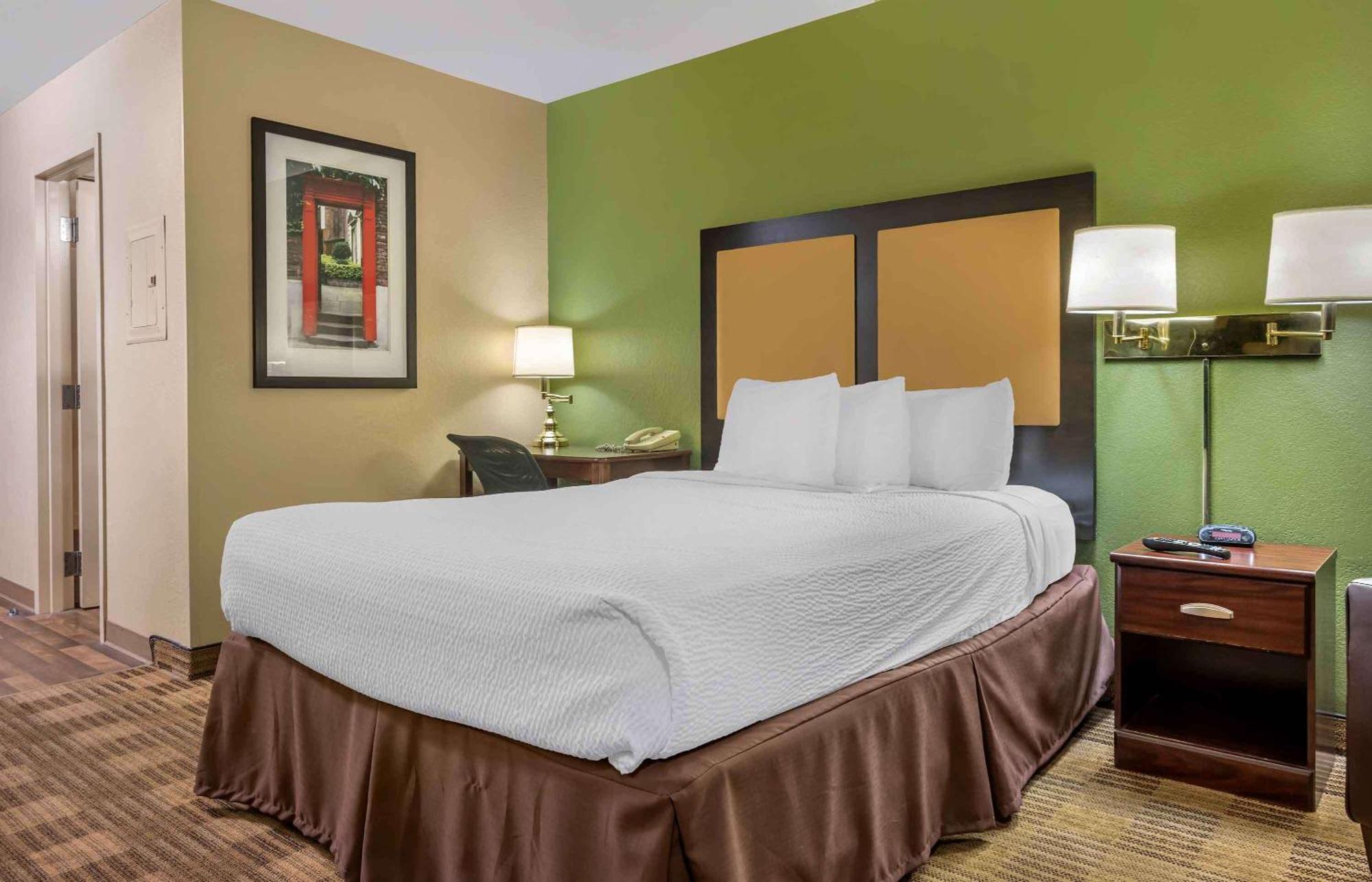 Extended Stay America Suites - Washington Dc Germantown Milestone Bagian luar foto