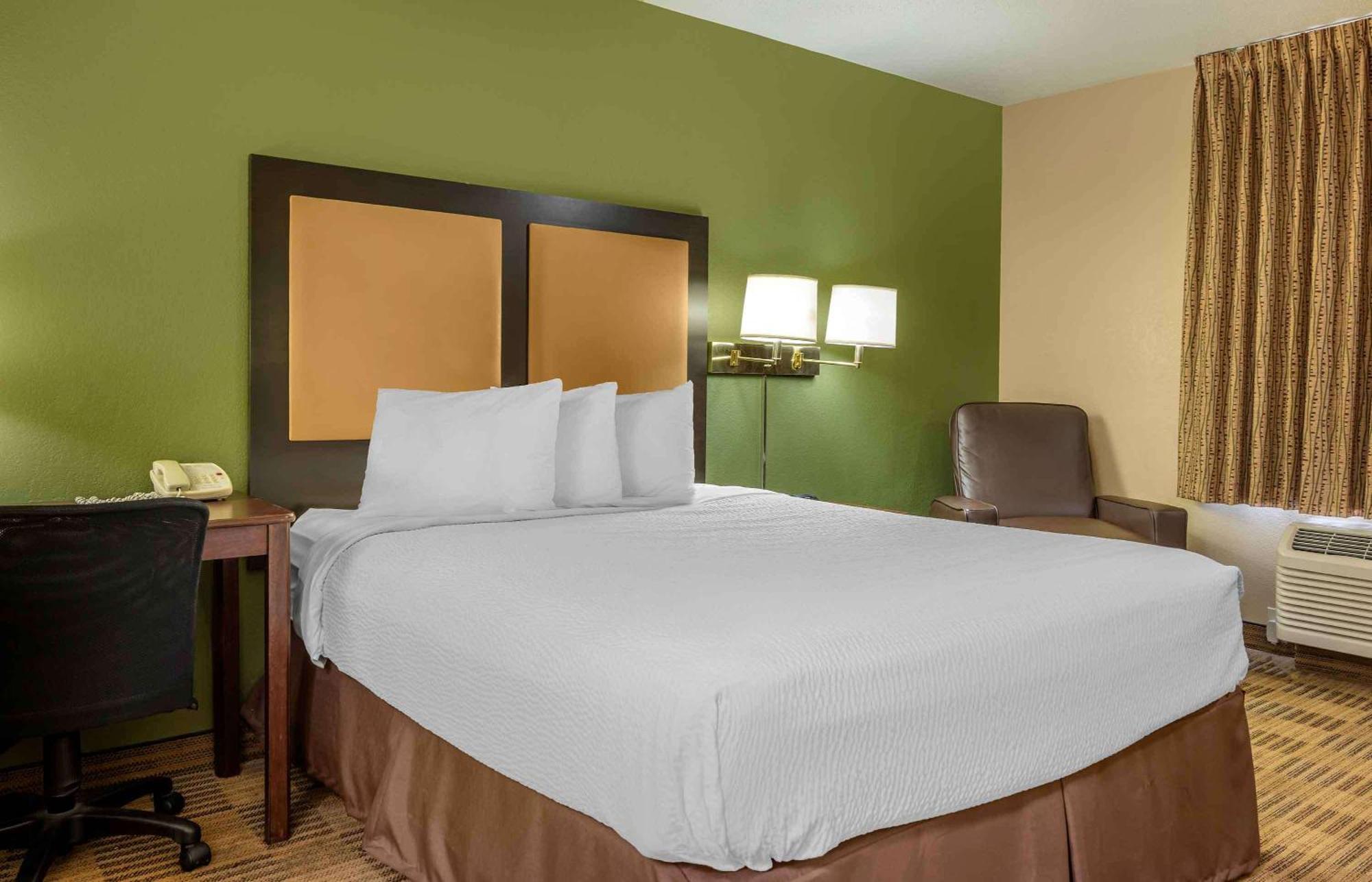 Extended Stay America Suites - Washington Dc Germantown Milestone Bagian luar foto