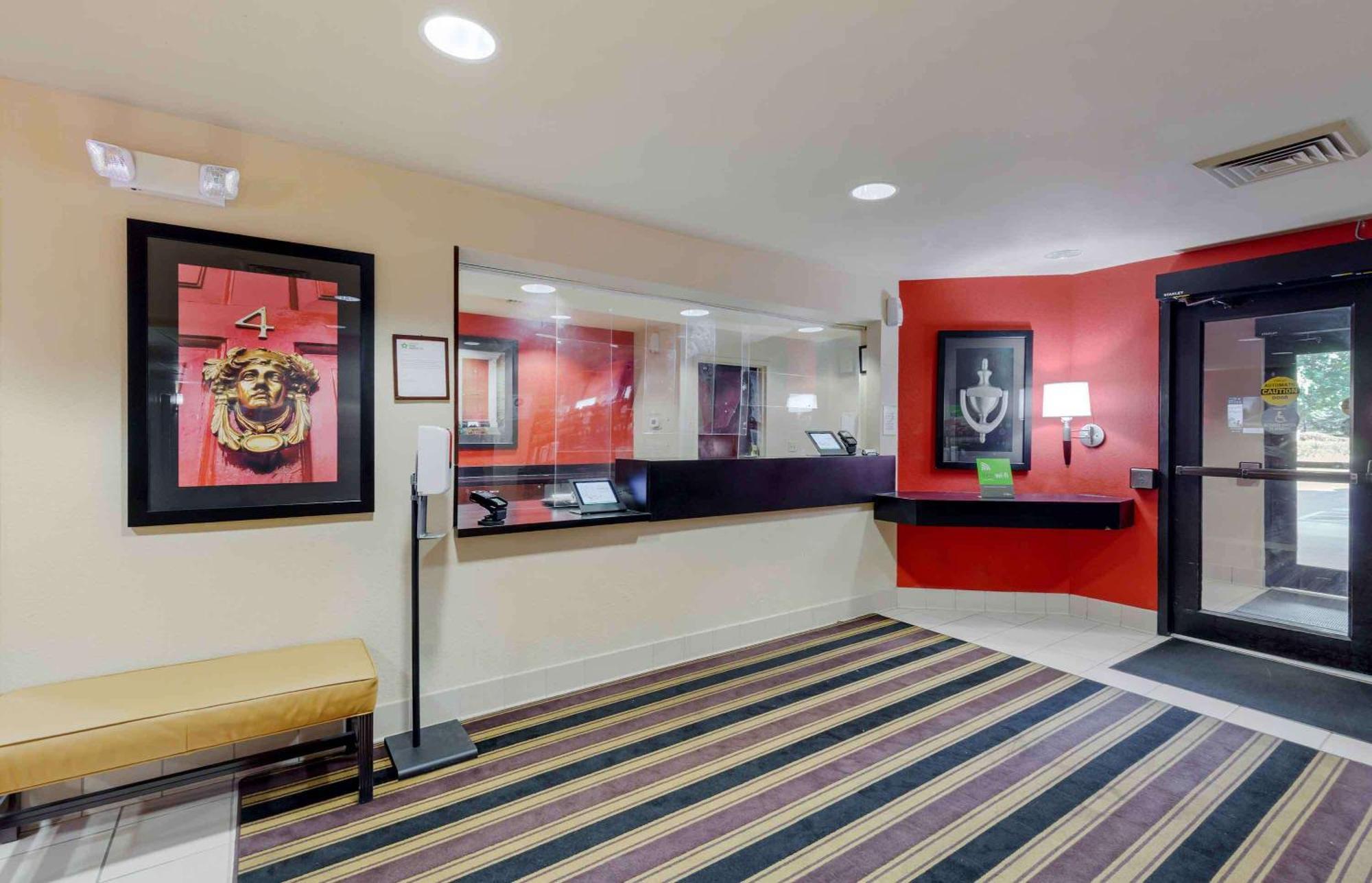 Extended Stay America Suites - Washington Dc Germantown Milestone Bagian luar foto