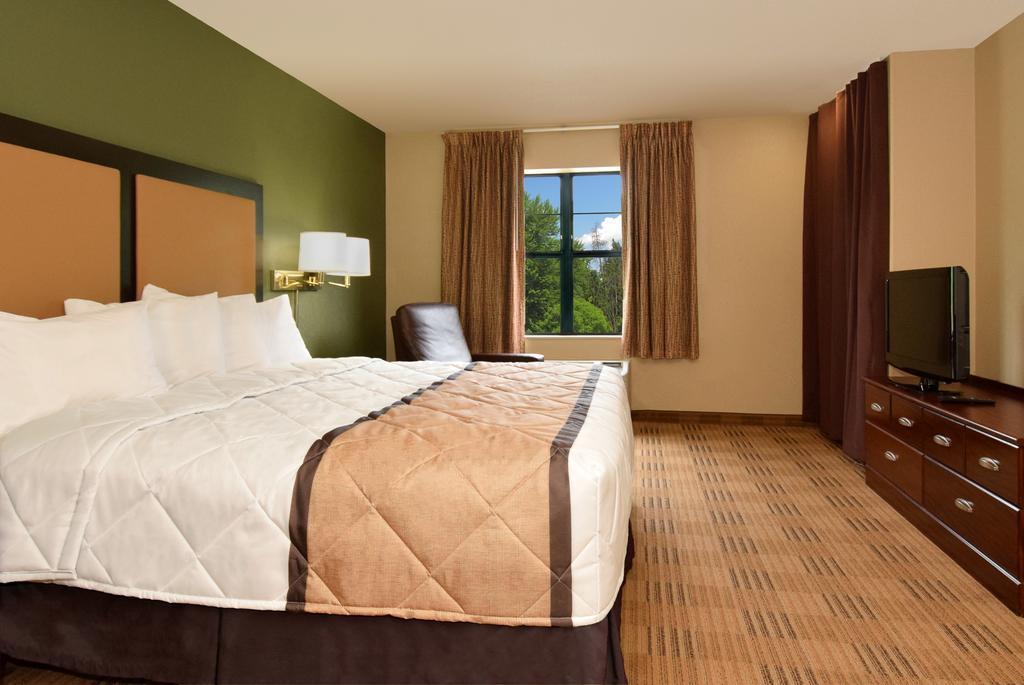 Extended Stay America Suites - Washington Dc Germantown Milestone Bagian luar foto